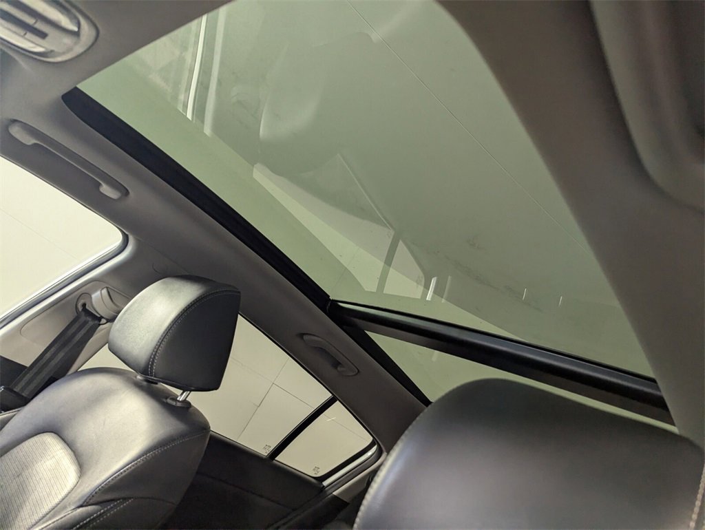 Used 2020 Kia Sportage EX w/ Option Group 15 image 13