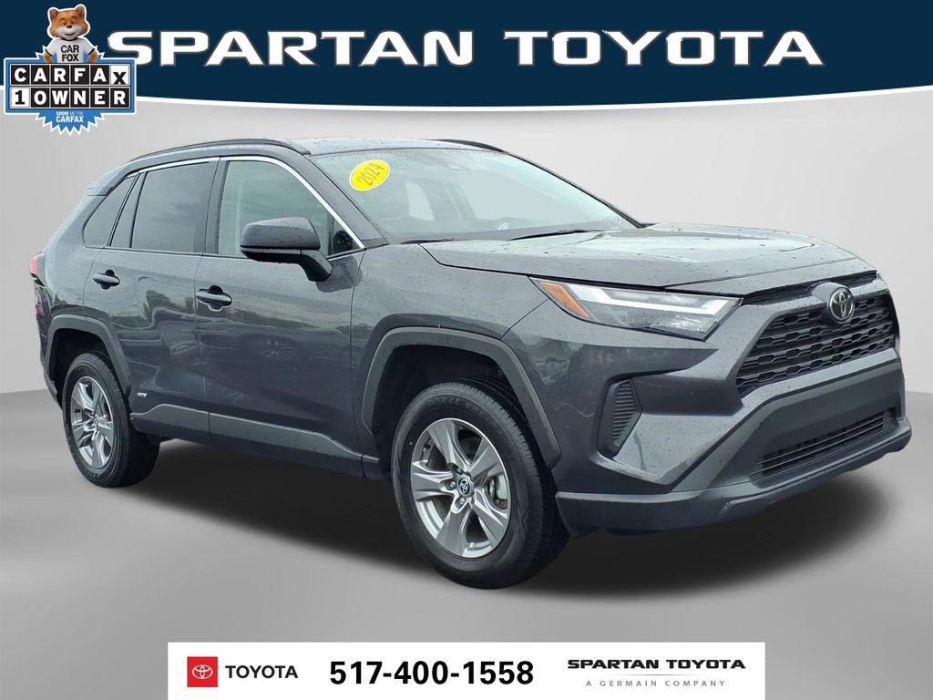 Used 2025 Toyota RAV4 LE AWD/4WD image 5