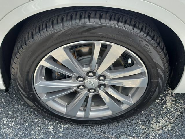 Used 2021 Cadillac XT6 Premium Luxury FWD image 8