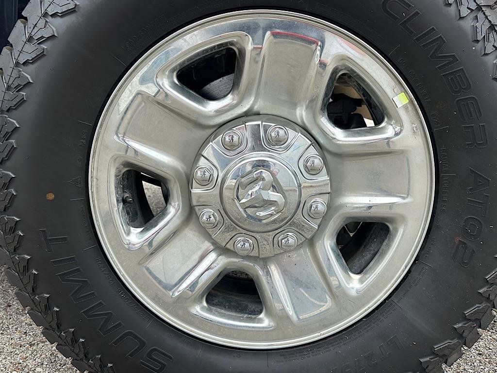 Used 2024 RAM 2500 Tradesman w/ Chrome Appearance Group AWD/4WD image 29