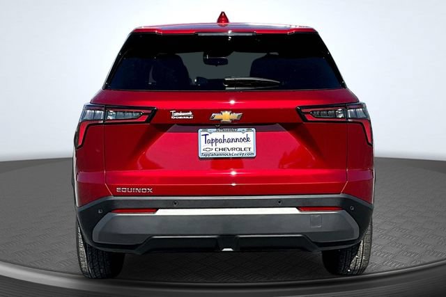 New 2026 Chevrolet Equinox LT w/ Convenience Package II FWD image 4
