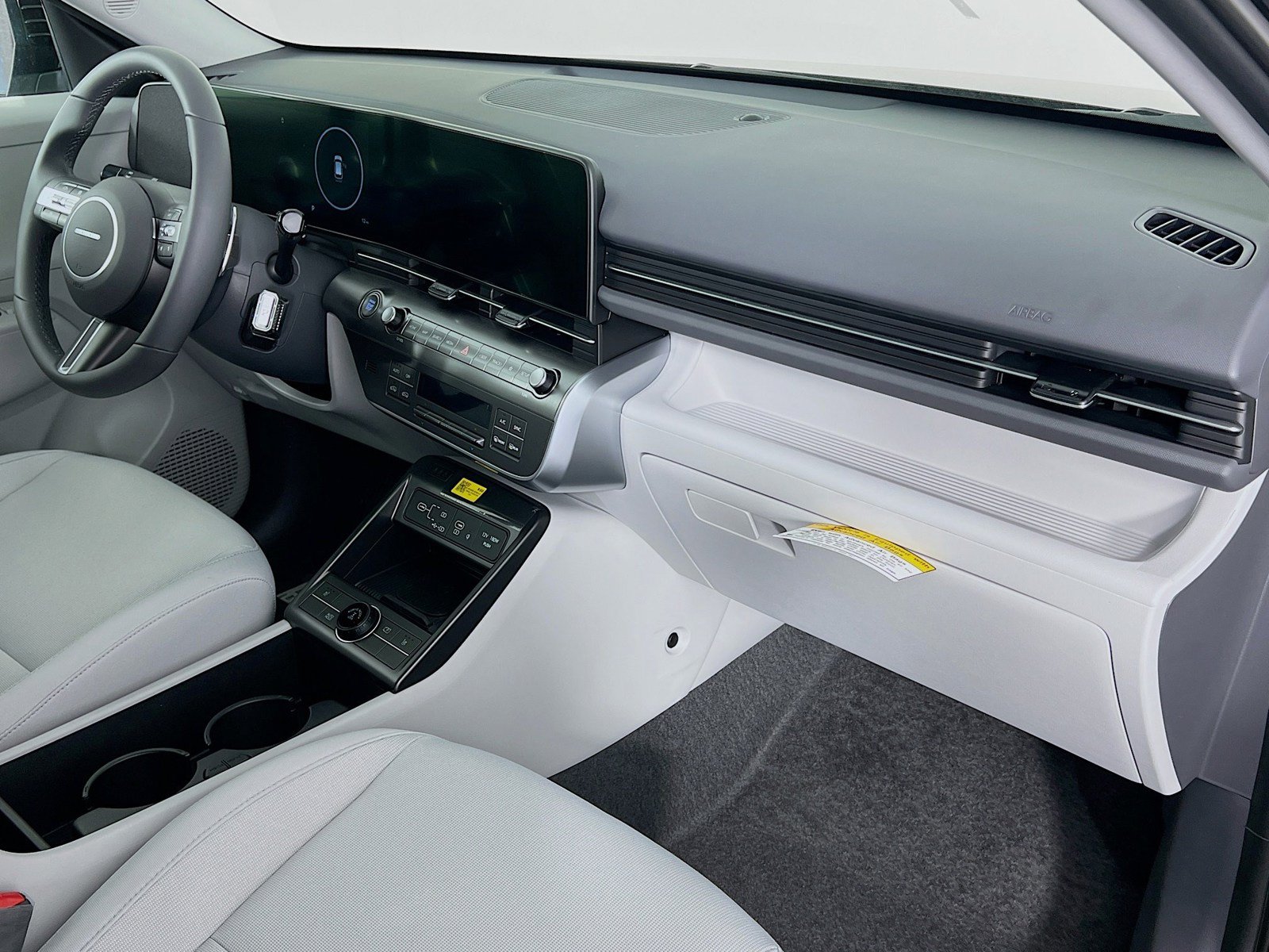 New 2025 Hyundai Kona SEL AWD/4WD image 22