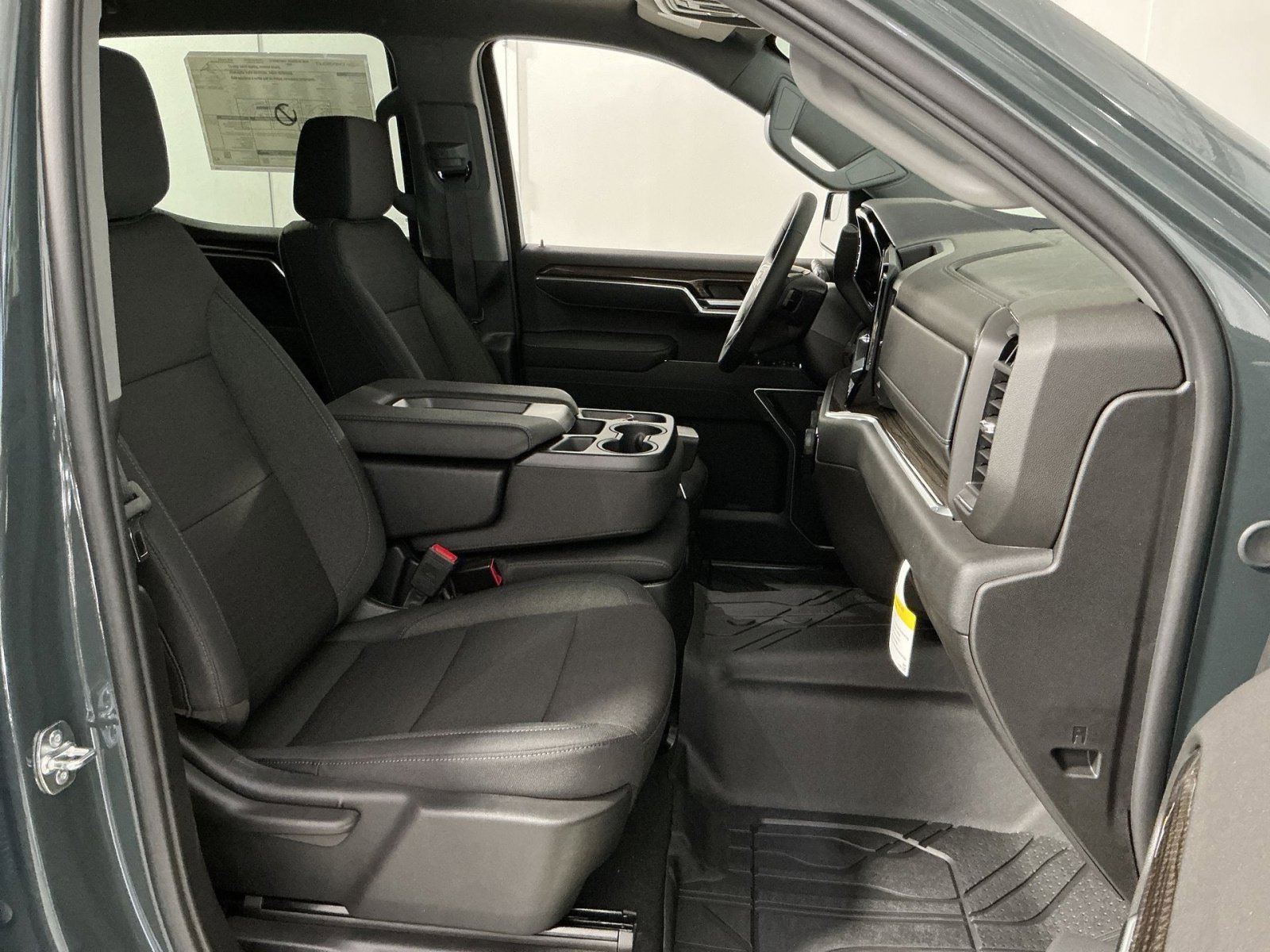 New 2026 Chevrolet Silverado 1500 LT image 32