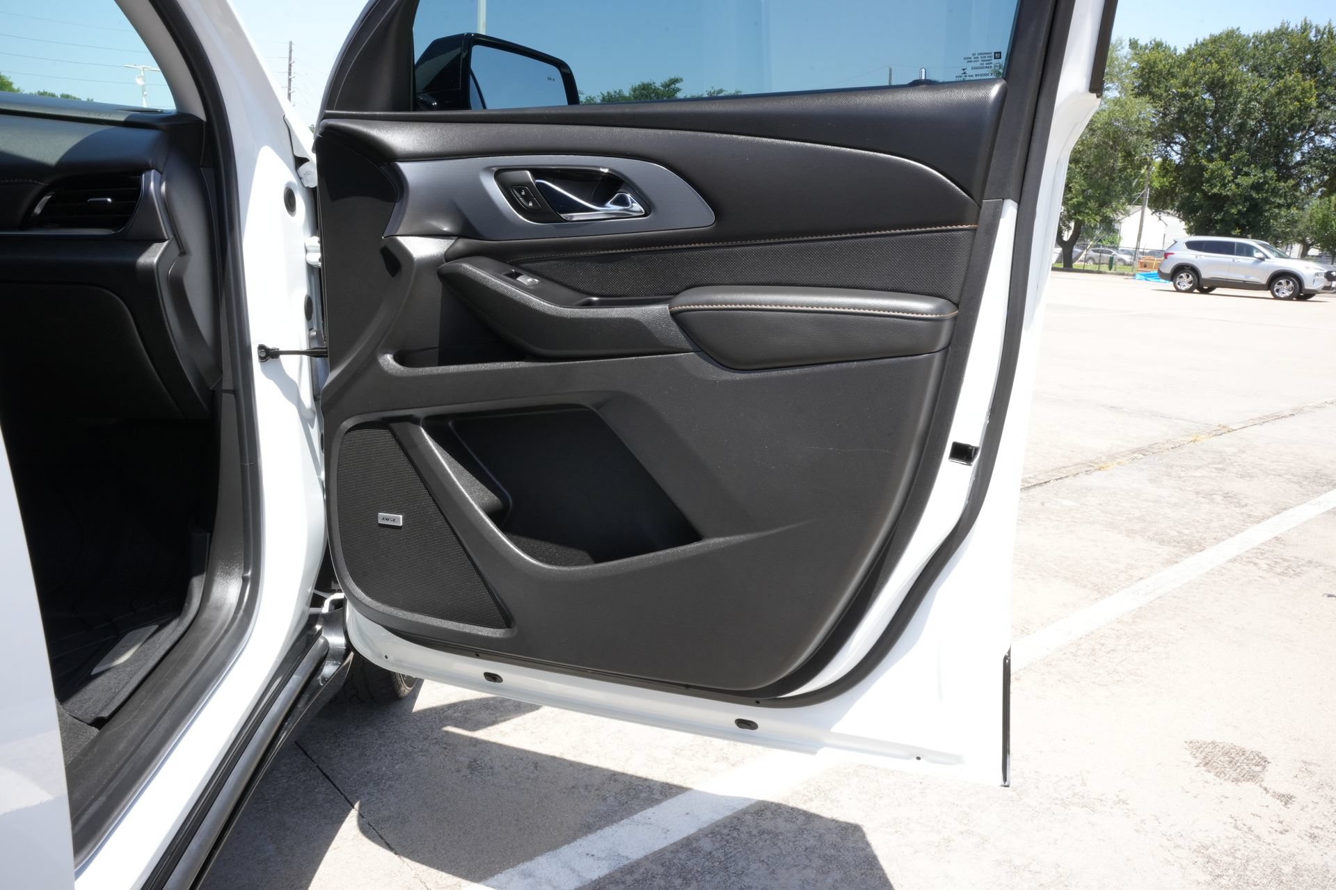 Used 2019 Chevrolet Traverse Premier w/ Redline Edition FWD image 26
