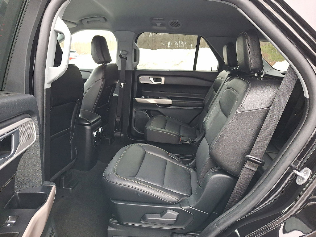 Used 2023 Ford Explorer Limited w/ Equipment Group 301A image 13