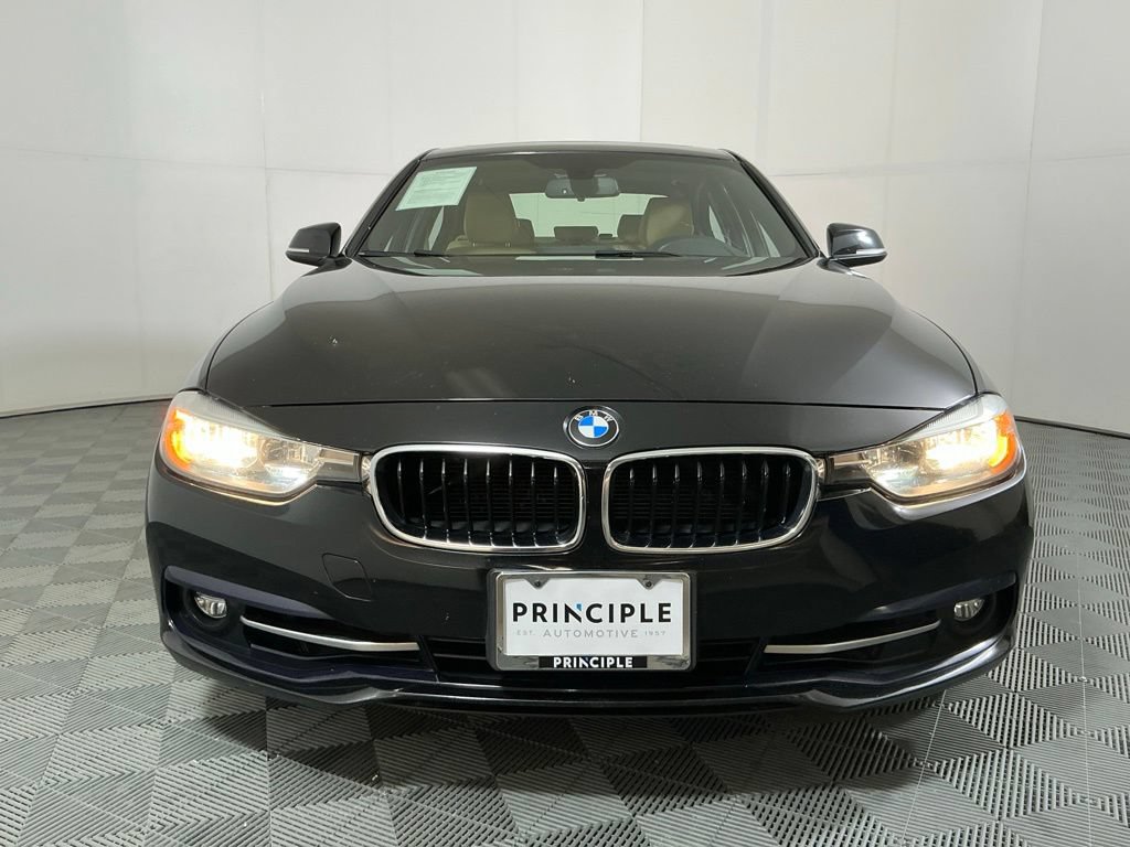 Used 2016 BMW 328i Sedan RWD image 3