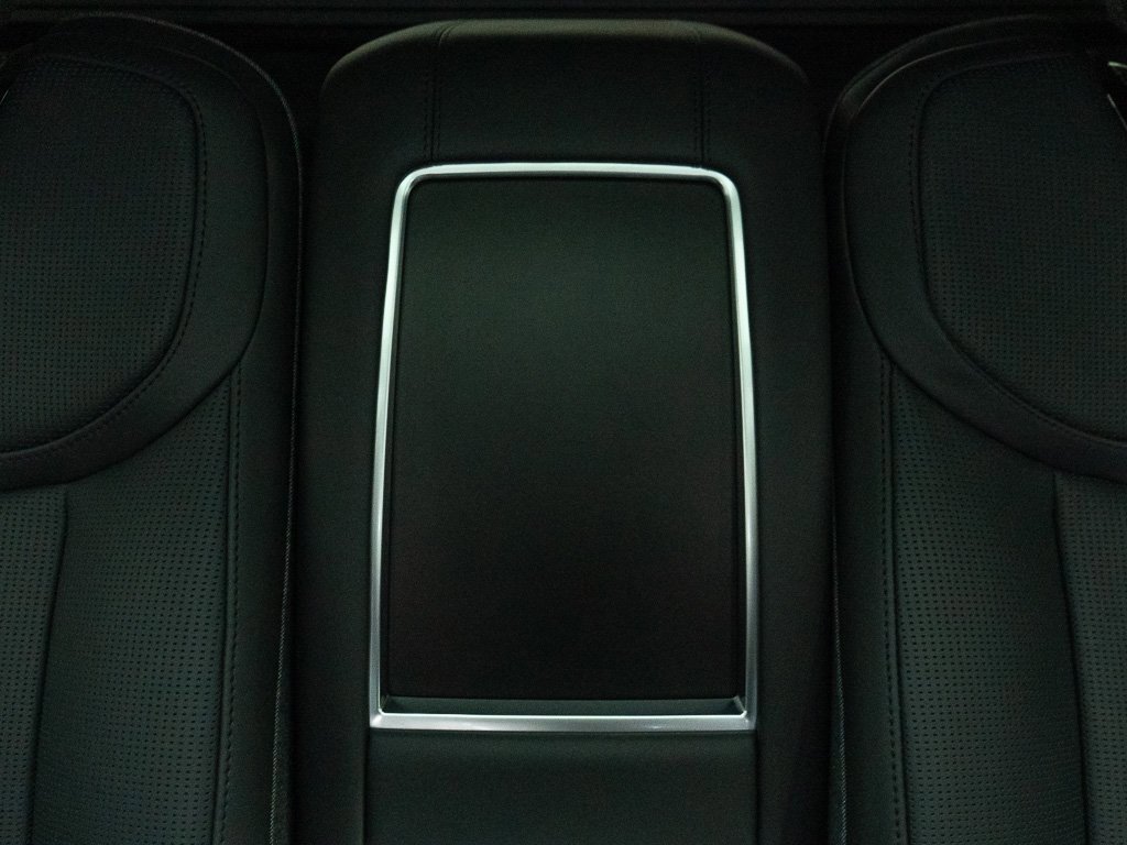 Used 2023 Land Rover Range Rover SV image 32