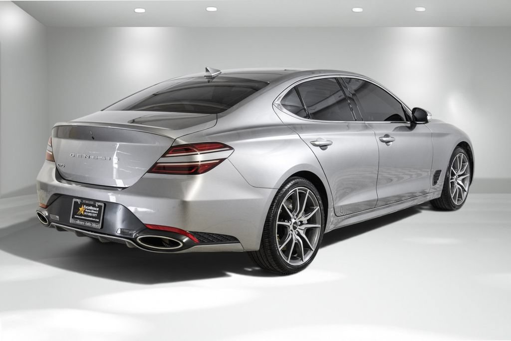 Used 2024 Genesis G70 2.5T RWD image 8