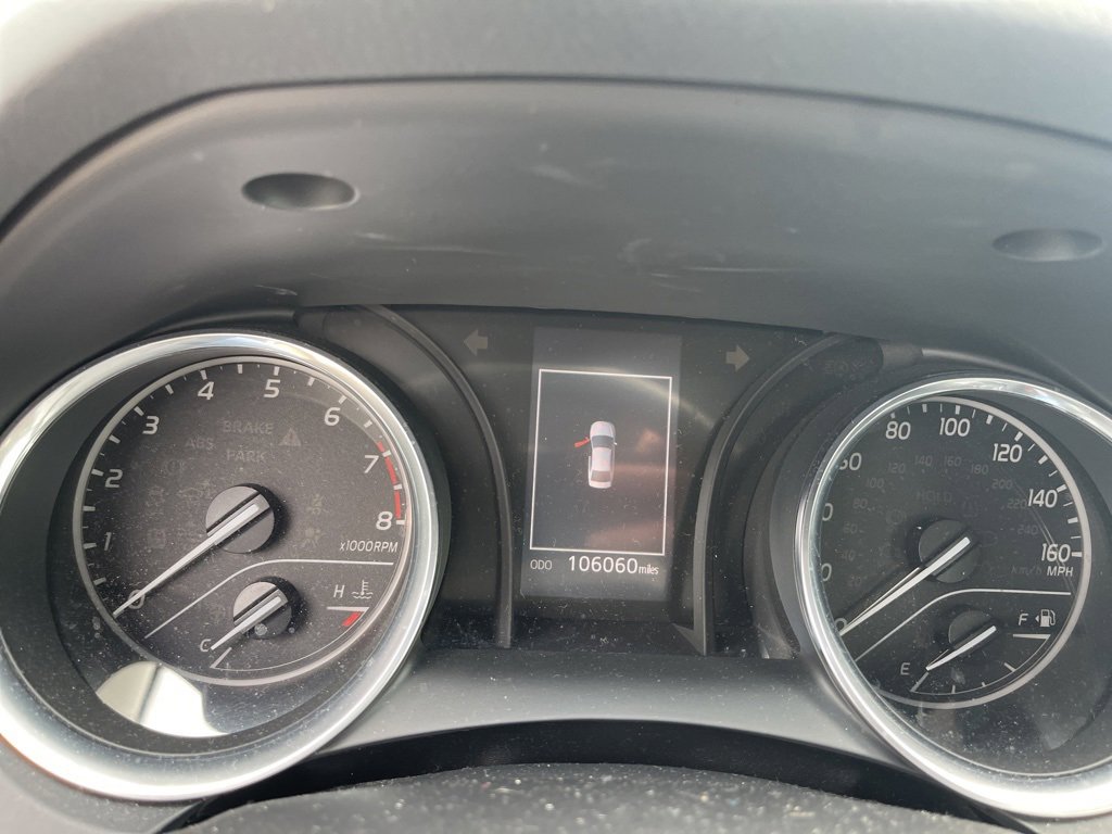 Used 2018 Toyota Camry SE image 11