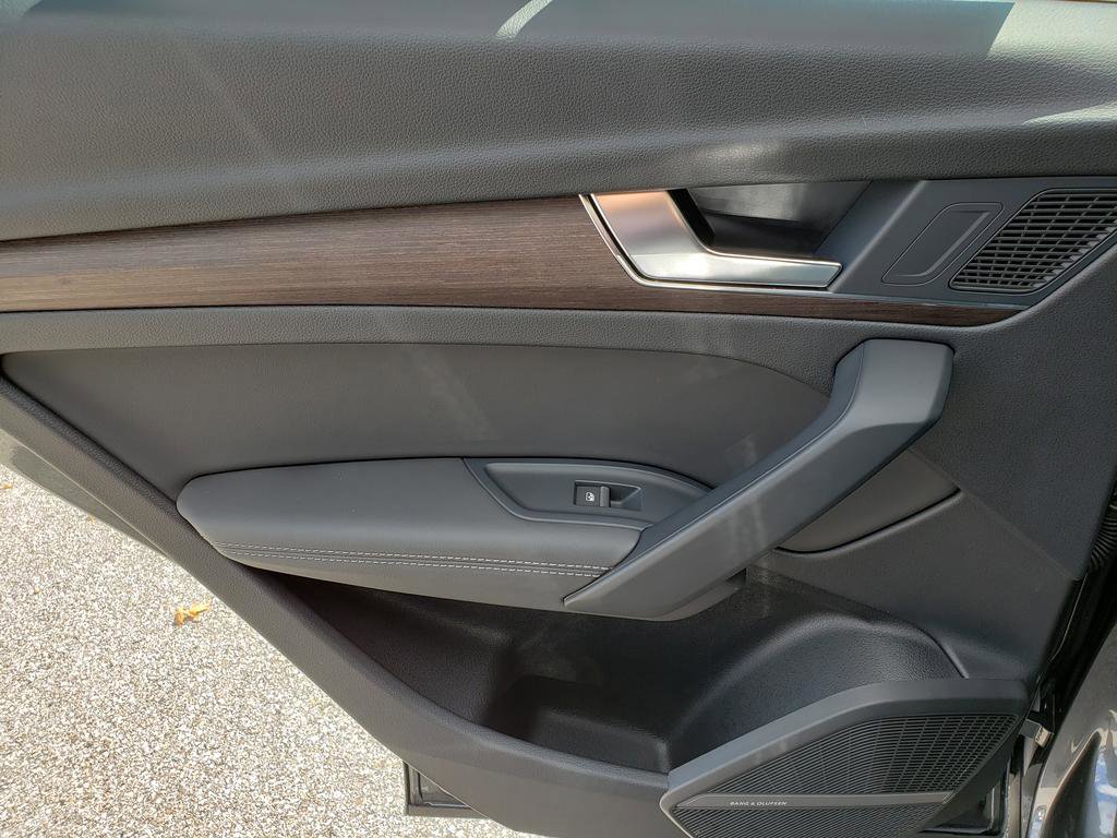 Used 2025 Audi Q5 2.0T Premium Plus image 12