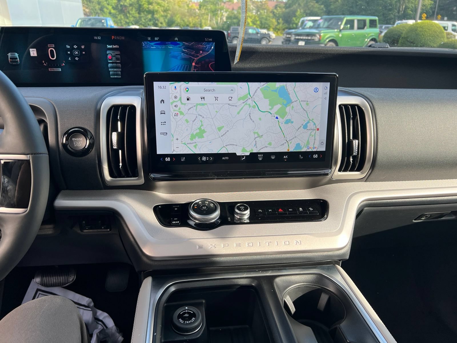 New 2027 Ford Expedition Active AWD/4WD image 26