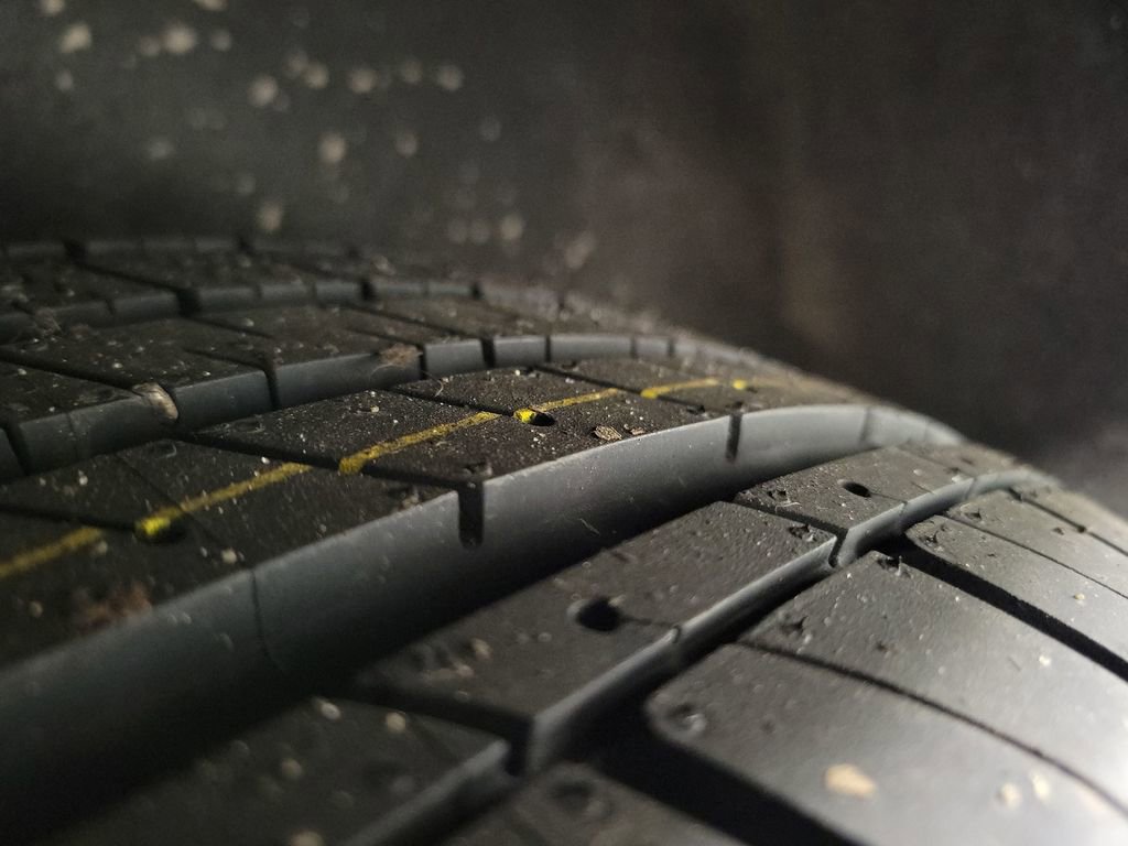 Used 2017 Chrysler Pacifica Touring-L w/ Tire & Wheel Group image 12