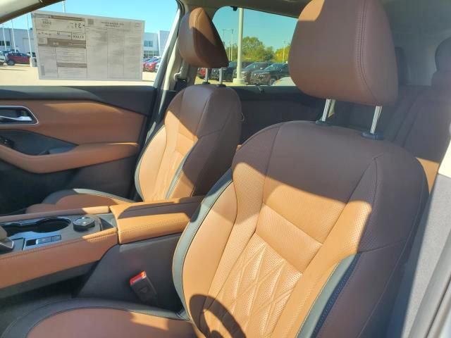 New 2026 Nissan Rogue Platinum image 21
