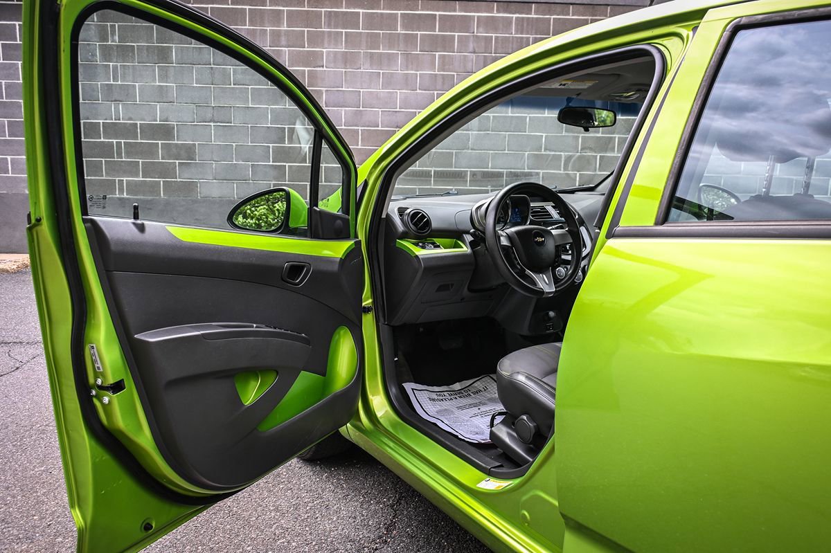 Used 2014 Chevrolet Spark LT FWD image 7
