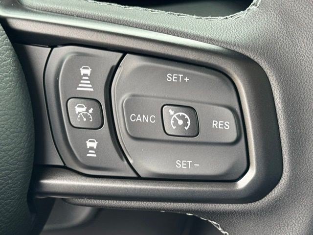 New 2026 Jeep Gladiator Sport AWD/4WD image 17