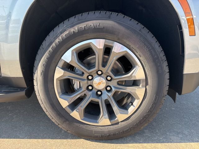 New 2026 Chevrolet Suburban LT w/ Comfort Package image 11