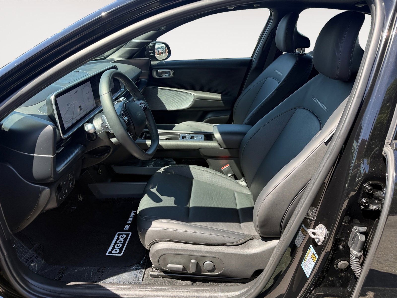 Used 2024 Hyundai Ioniq 6 Limited image 10