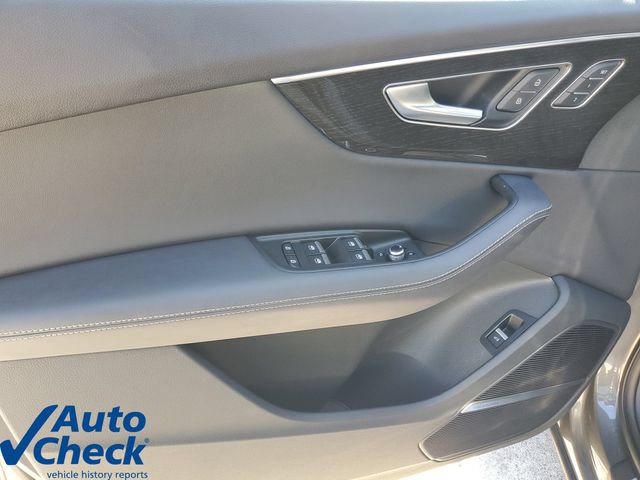 Used 2025 Audi Q7 3.0T Premium Plus AWD/4WD image 19
