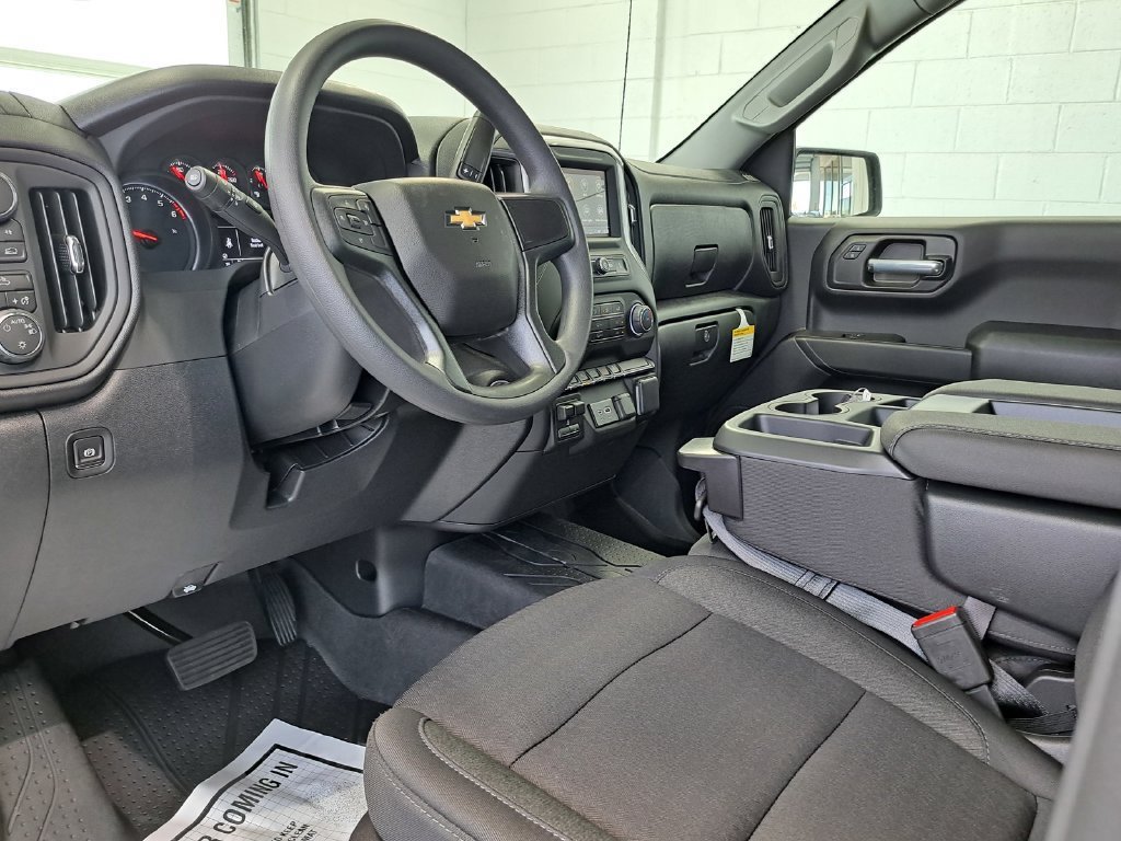 New 2026 Chevrolet Silverado 1500 Custom AWD/4WD image 7