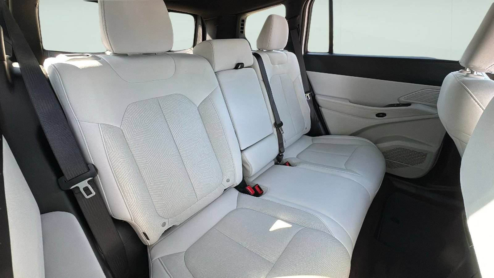 New 2026 Jeep Cherokee Laredo AWD/4WD image 25