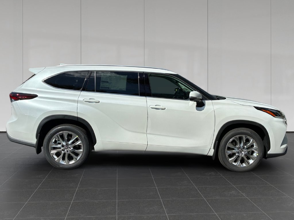 New 2026 Toyota Highlander Limited AWD/4WD image 7