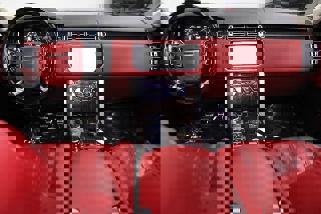 Used 2017 Land Rover Range Rover Long Wheelbase Autobiography image 2