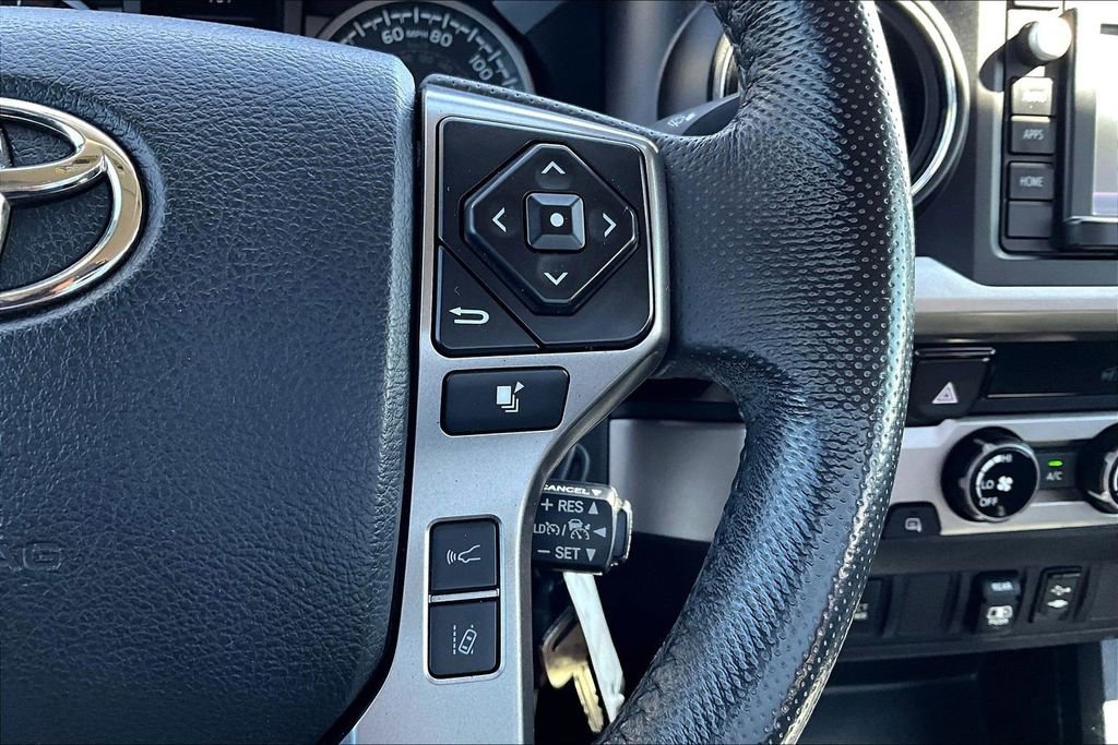 Used 2018 Toyota Tacoma SR5 RWD image 20