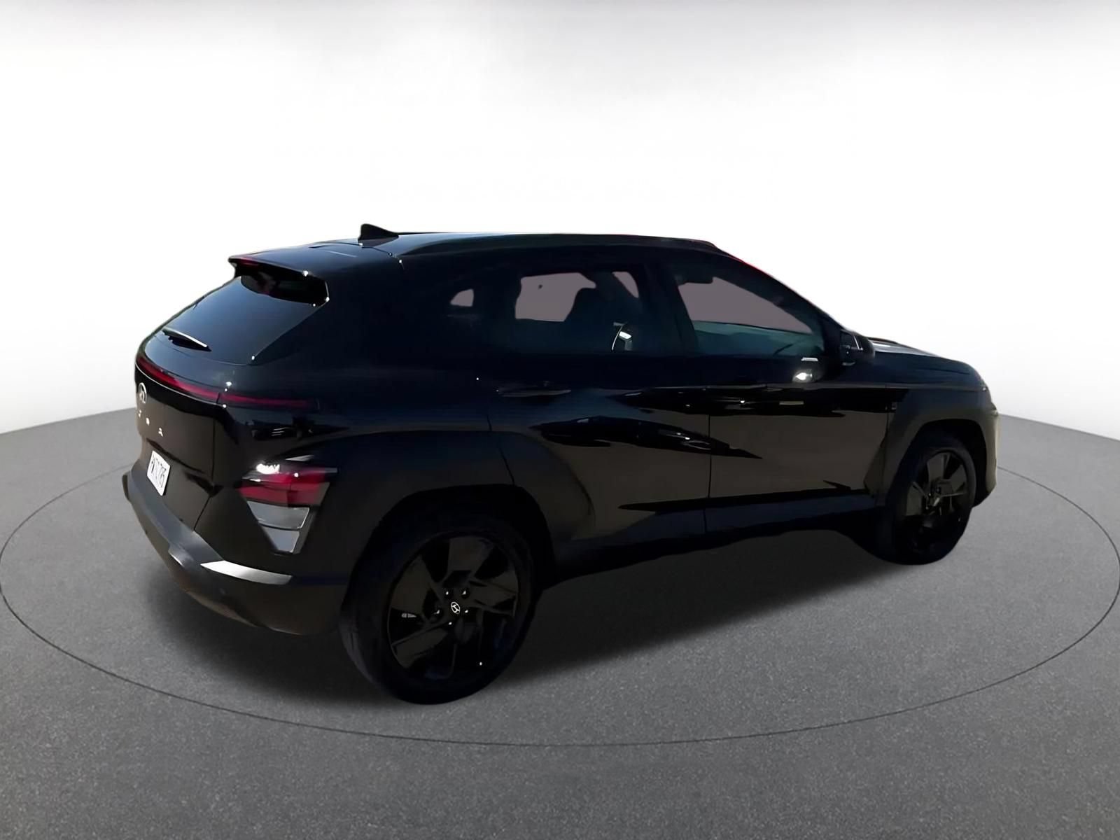 Used 2026 Hyundai Kona SEL Sport FWD image 13
