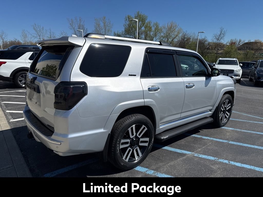 Used 2017 Toyota 4Runner Limited AWD/4WD image 3
