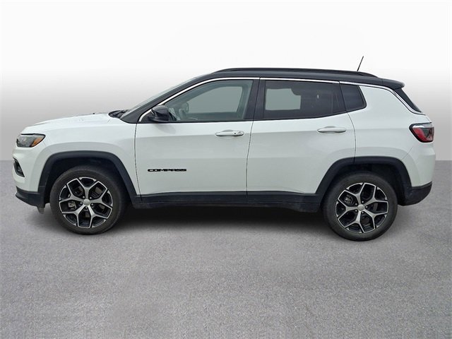 Used 2024 Jeep Compass Limited image 7