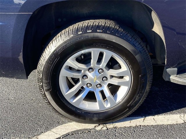 Used 2017 Chevrolet Tahoe LT w/ Luxury Package image 11