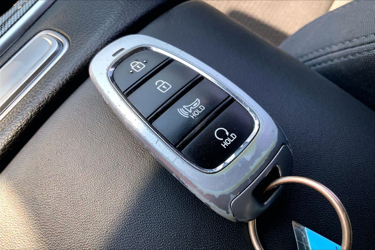 Used 2021 Hyundai Santa Fe SEL w/ Cargo Package AWD/4WD image 14