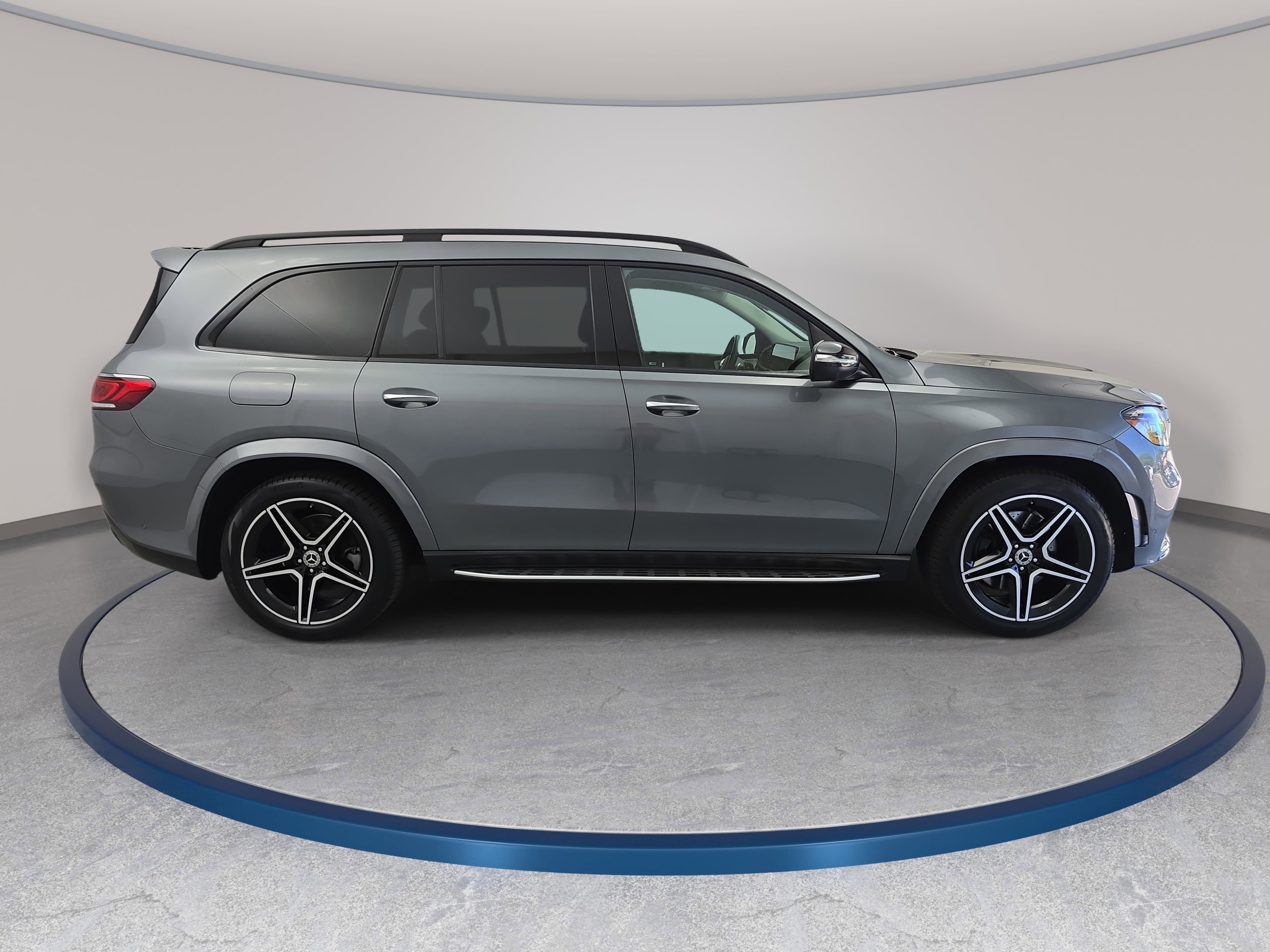 Certified 2023 Mercedes-Benz GLS 450 4MATIC w/ AMG Line Exterior image 4