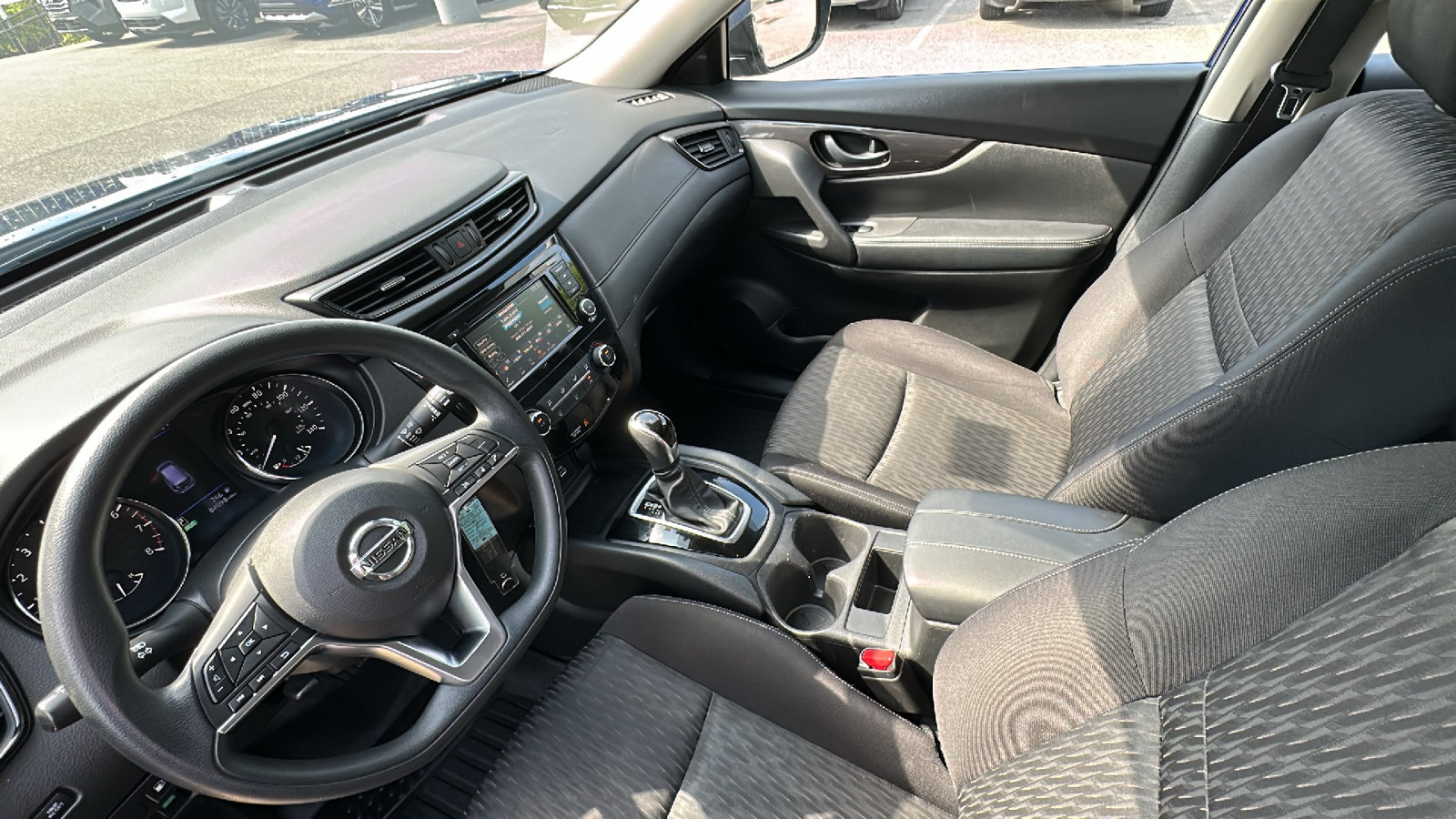 Used 2019 Nissan Rogue S AWD/4WD image 22