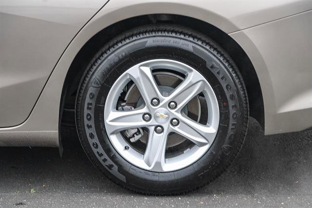 Used 2023 Chevrolet Malibu LS image 10