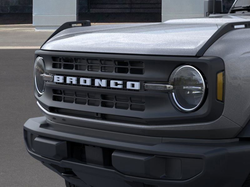 New 2025 Ford Bronco 4-Door image 19