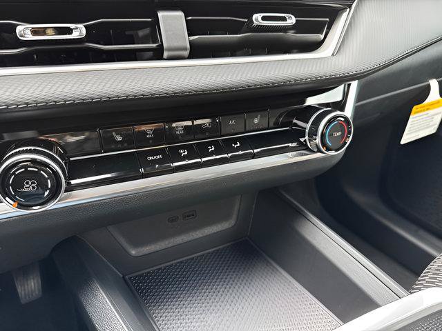 New 2026 Chevrolet Equinox LT w/ Midnight Edition AWD/4WD image 20