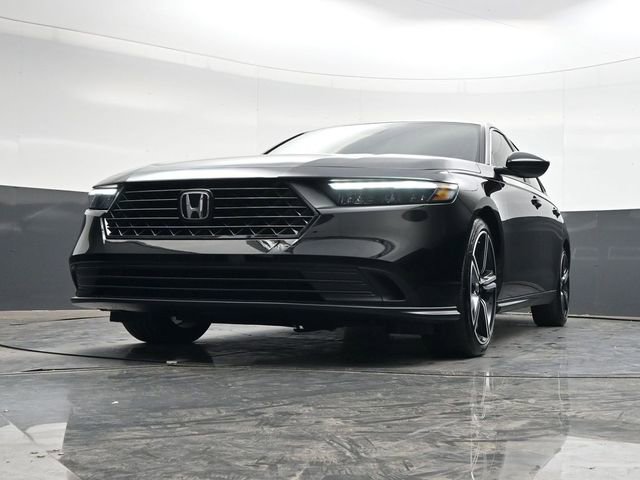 Used 2025 Honda Accord Sport image 29