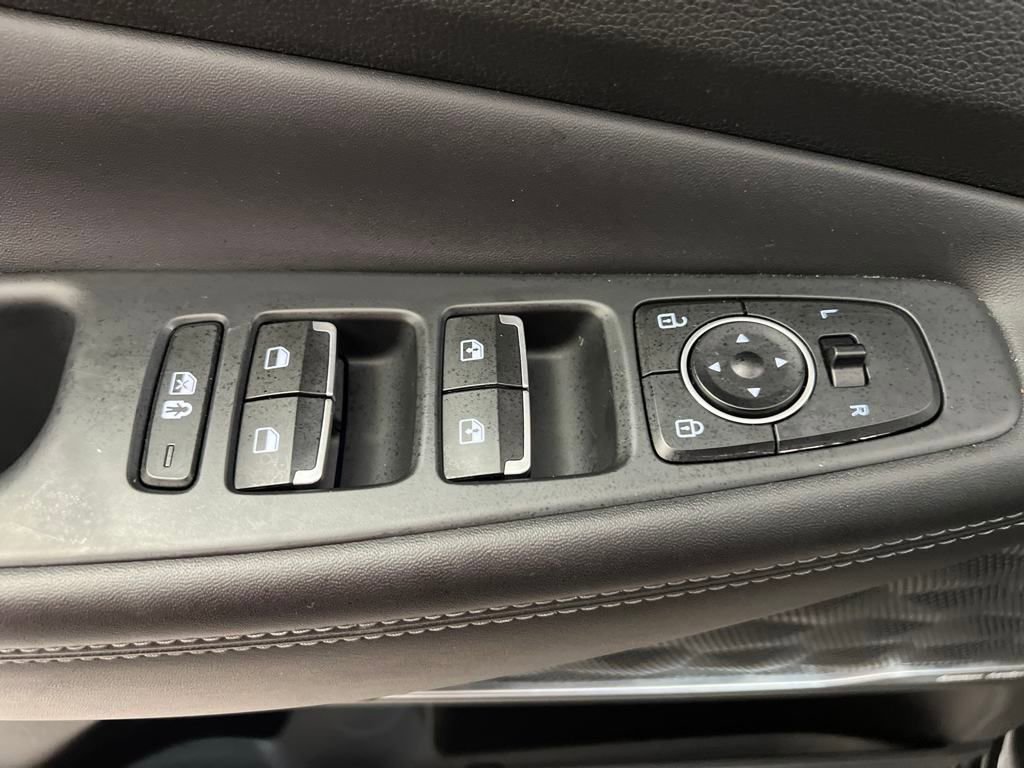 Used 2023 Hyundai Santa Fe SEL Premium image 12