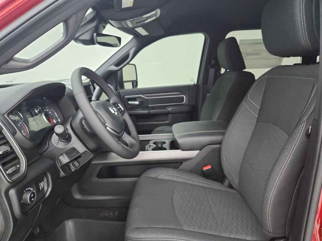 New 2026 RAM 2500 Big Horn AWD/4WD image 18