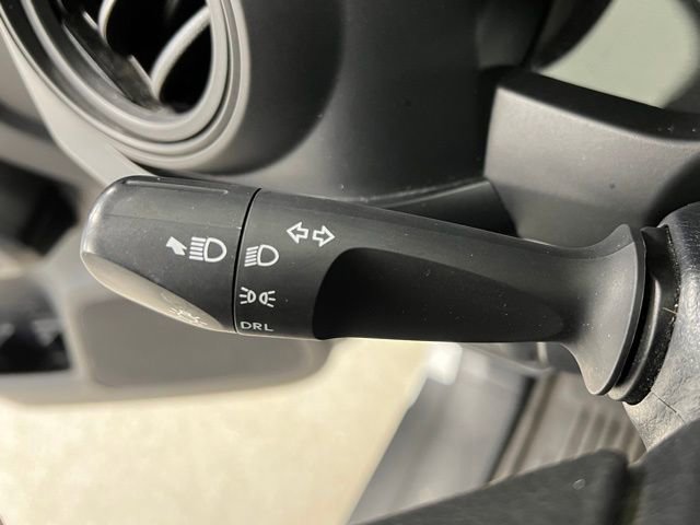 Used 2020 Toyota Tacoma SR AWD/4WD image 31