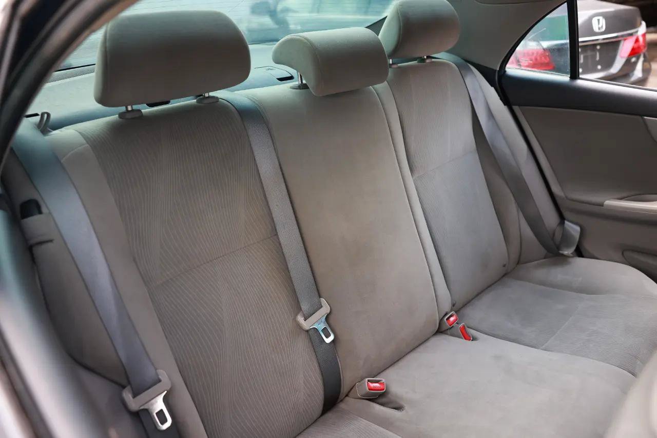 Used 2012 Toyota Corolla LE FWD image 14
