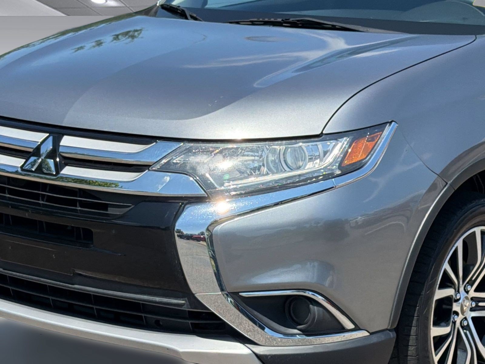 Used 2018 Mitsubishi Outlander ES AWD/4WD image 12