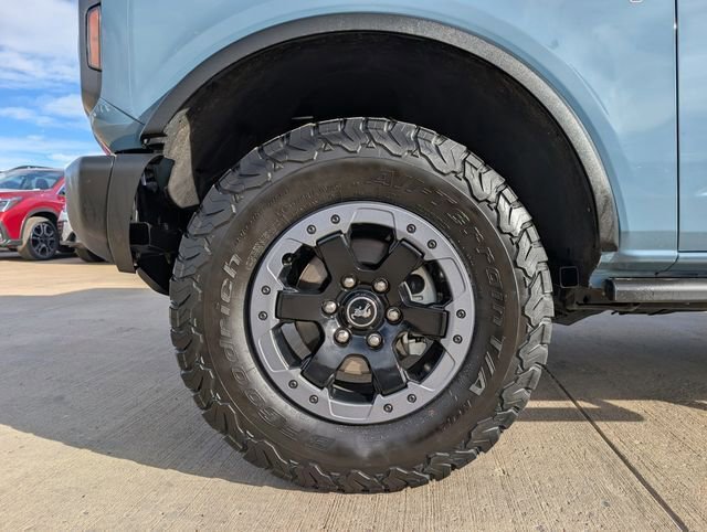 Used 2023 Ford Bronco Badlands image 9