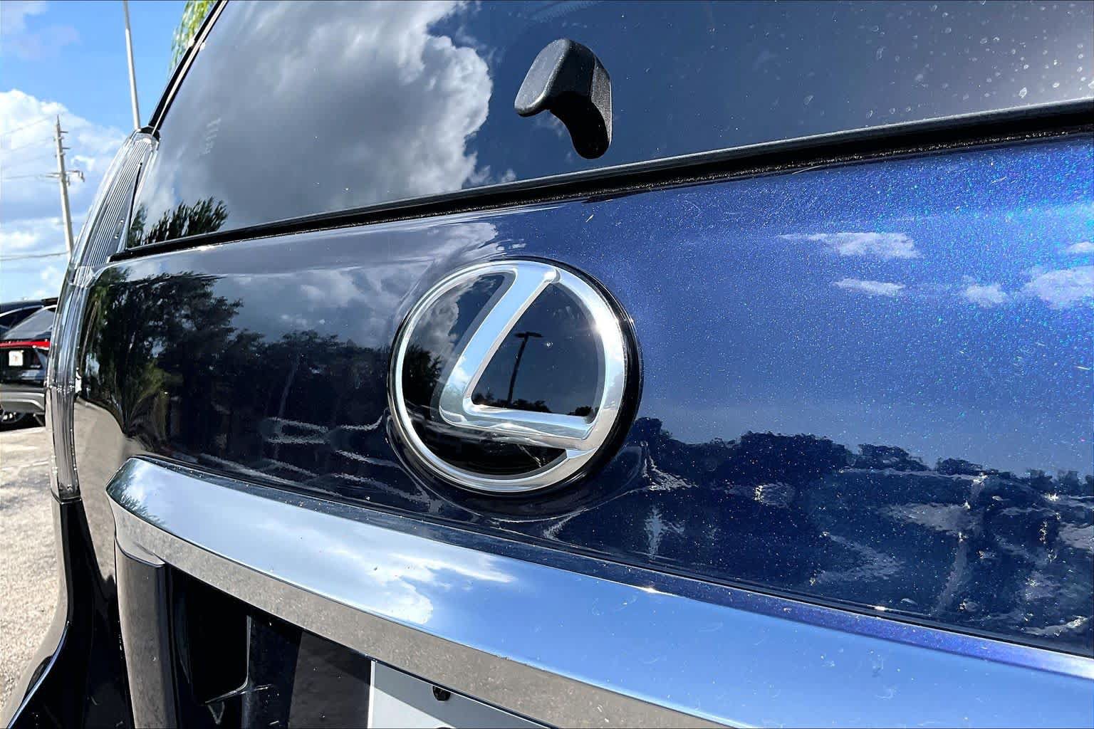 Used 2021 Lexus GX 460 Premium w/ Premium Package AWD/4WD image 30