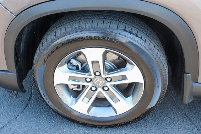 Used 2025 Honda Pilot EX-L image 7