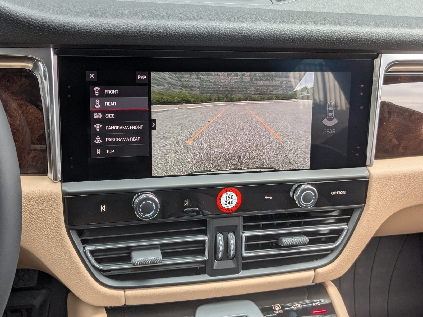 New 2026 Porsche Macan AWD/4WD image 19