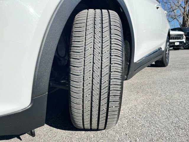 Used 2020 Chevrolet Bolt Premier w/ Infotainment Package image 14