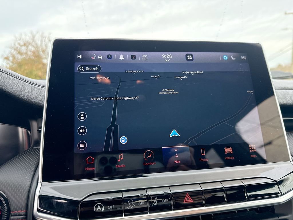 Used 2023 Jeep Compass Trailhawk w/ Trailhawk Elite Group image 14