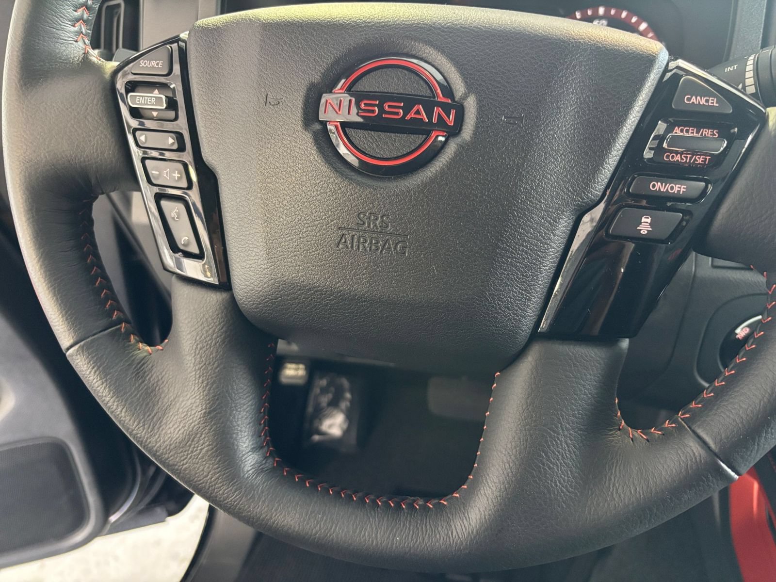 Used 2026 Nissan Frontier PRO-4X AWD/4WD image 28